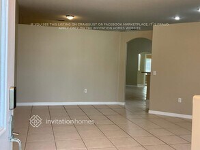 11011 Lynn Lake Cir in Tampa, FL - Building Photo - Building Photo