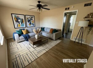 425 W Avenue C in Killeen, TX - Foto de edificio - Building Photo