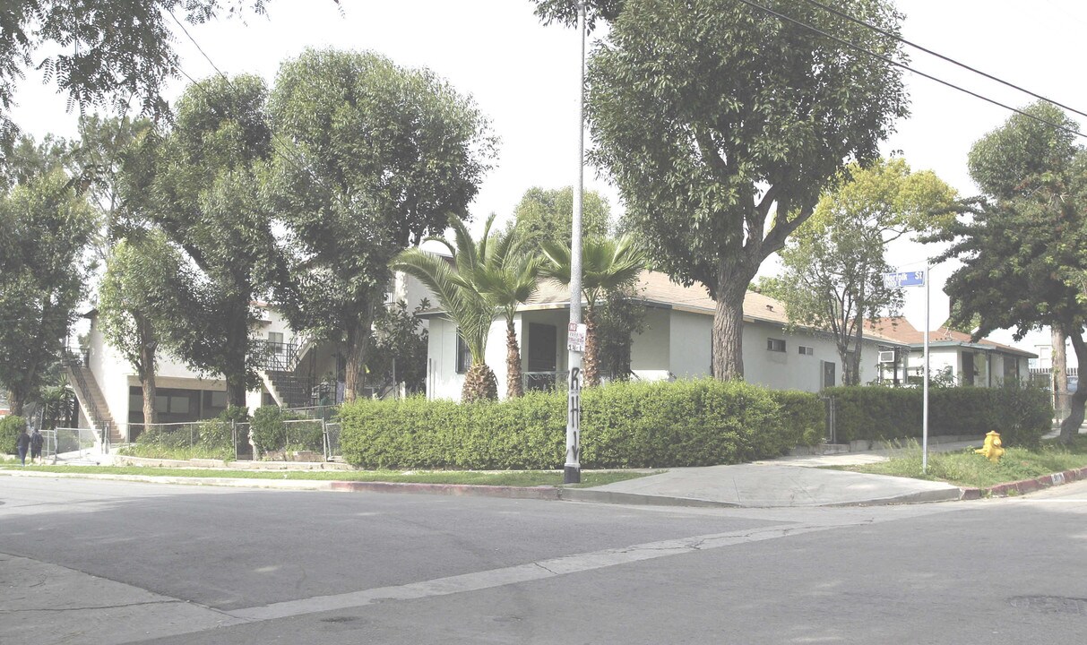 1501 Ricardo St in Los Angeles, CA - Building Photo