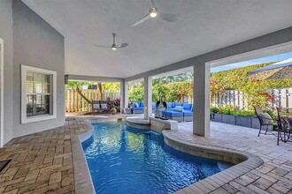 1090 Morse Blvd in West Palm Beach, FL - Foto de edificio - Building Photo