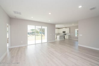 1106 Homer St NW in Palm Bay, FL - Building Photo - Building Photo