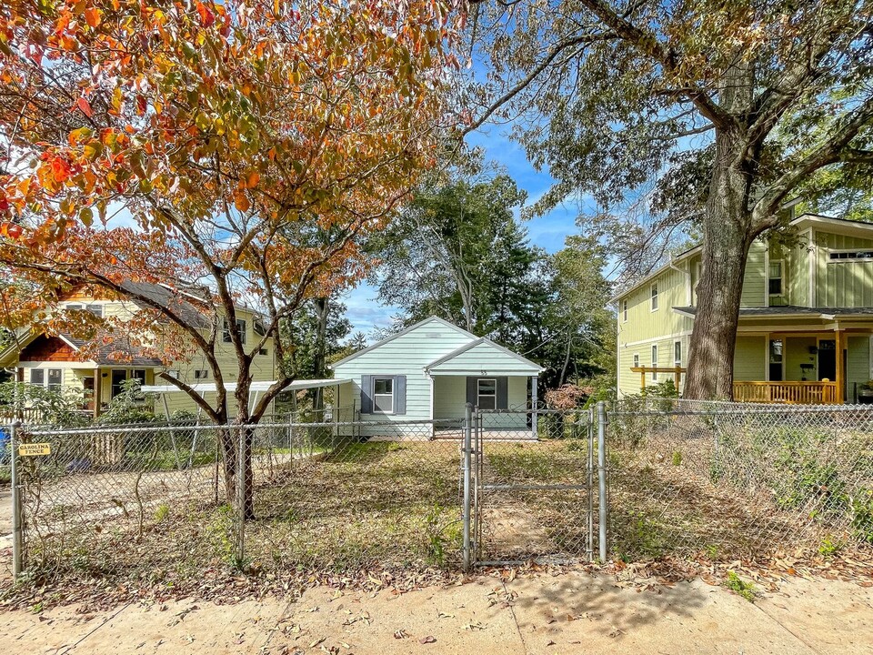 55 Middlemont Ave in Asheville, NC - Building Photo