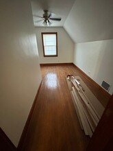 1148 Lake Dr in Dandridge, TN - Foto de edificio - Building Photo
