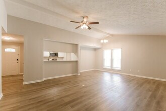 4419 Deerview Ct in Indianapolis, IN - Building Photo - Building Photo