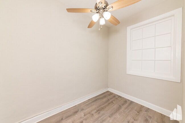 1446 W Lexington St, Unit G in Chicago, IL - Foto de edificio - Building Photo