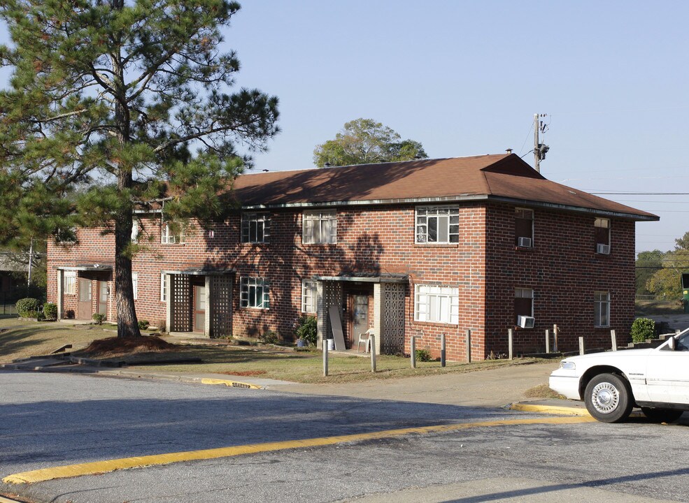 Great Hills Apartments in Columbus, GA - Building Photo