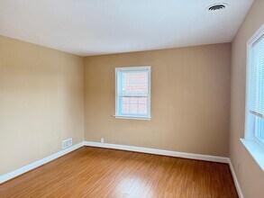 8805 Plymouth St in Silver Spring, MD - Building Photo - Building Photo