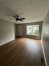 244 Simba Way in Lexington, KY - Foto de edificio - Building Photo