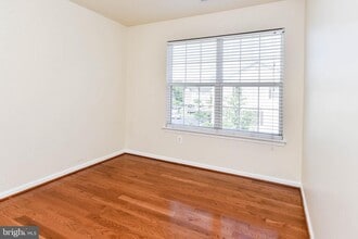 2713 Yancey Ln in Glenarden, MD - Building Photo - Building Photo