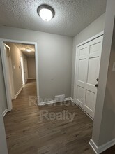 3293 Leschallas Dr in Memphis, TN - Building Photo - Building Photo