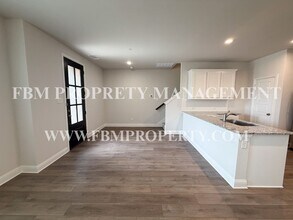 1873 Ethereal Ln in Waxahachie, TX - Building Photo - Building Photo