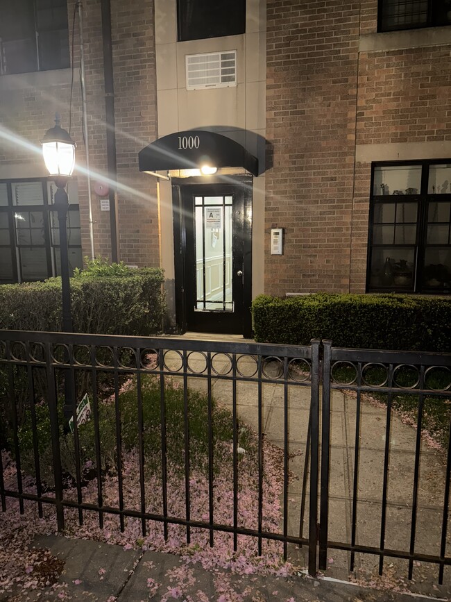 property at 1000 E 35th St