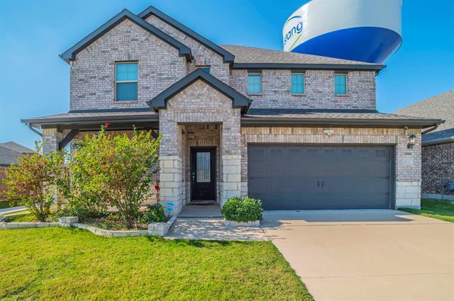 3317 Evening View in Aubrey, TX - Building Photo