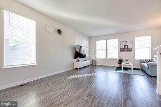 7928 Patterson Wy in Severn, MD - Building Photo - Building Photo