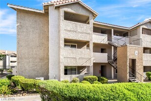 4200 S Valley View Blvd in Las Vegas, NV - Building Photo