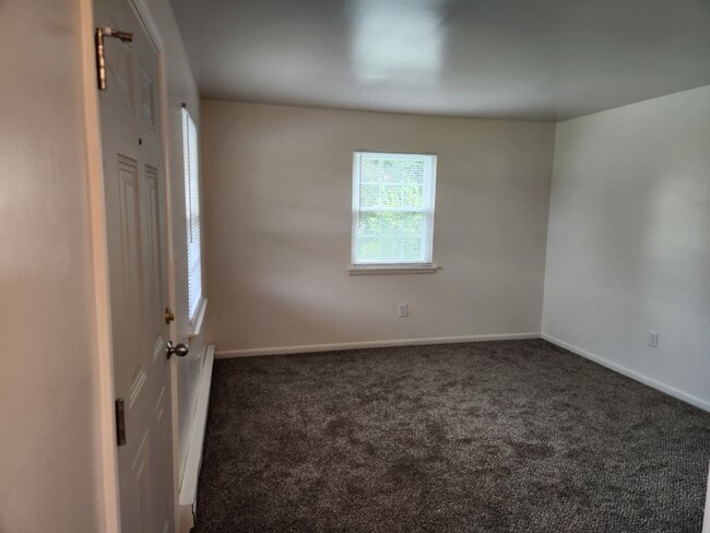 103 Wildhurst Ave NE in Roanoke, VA - Building Photo - Building Photo