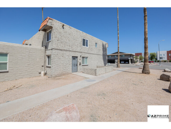 4761 E Moreland St in Phoenix, AZ - Building Photo - Building Photo
