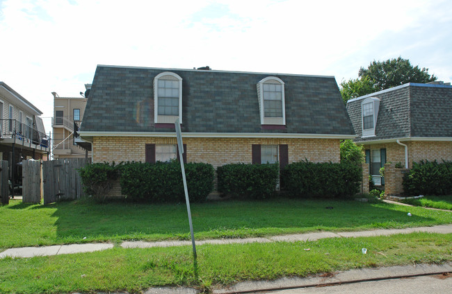 2904 Houma Blvd in Metairie, LA - Building Photo - Building Photo