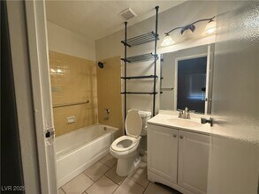 2853 Wheelwright Dr in Las Vegas, NV - Building Photo - Building Photo