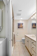 2 Brackett Pl, Unit 2 in Marblehead, MA - Building Photo - Building Photo