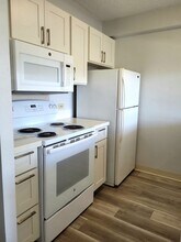 98-500-500 Koauka Loop in Aiea, HI - Building Photo - Building Photo
