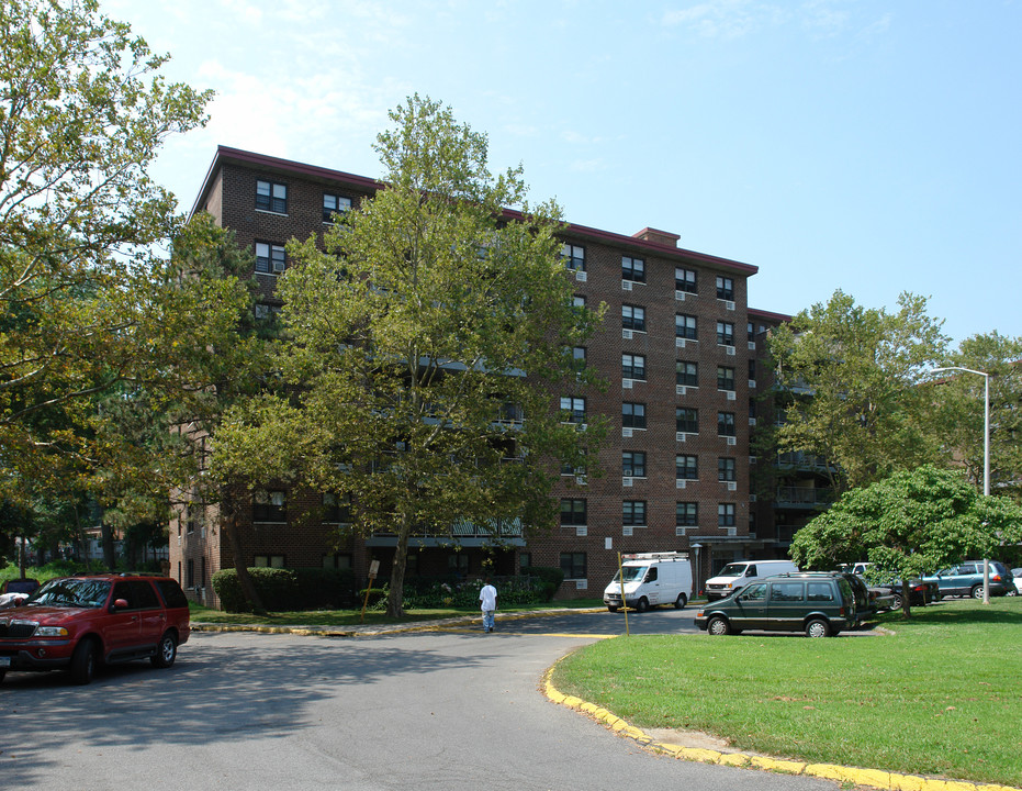 Fairview Apartments in White Plains, NY - Building Photo