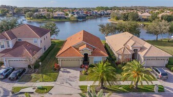 18028 Java Isle Dr in Tampa, FL - Building Photo