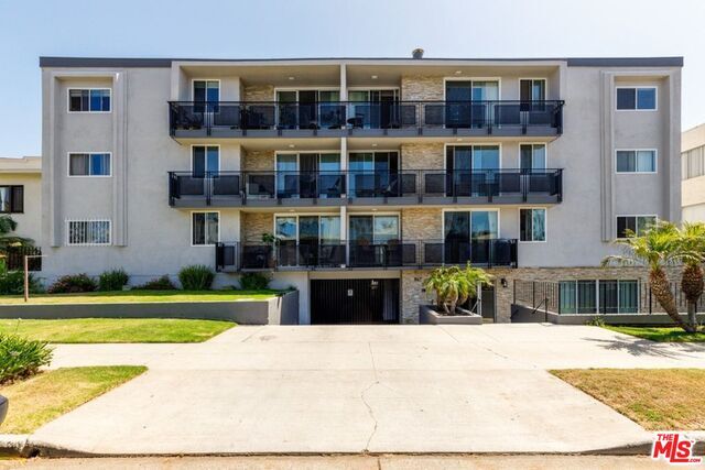 847 5th St-Unit -104 in Santa Monica, CA - Building Photo