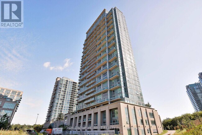 2221-165 Legion Rd N in Toronto, ON - Building Photo - Building Photo