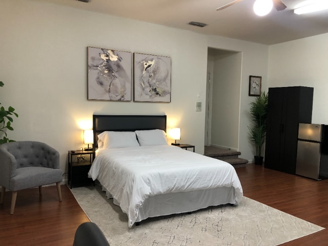 8408 Arrowroot Cir in Antelope, CA - Building Photo - Building Photo