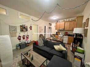 19 Aberdeen St, Unit 6 in Boston, MA - Building Photo - Building Photo