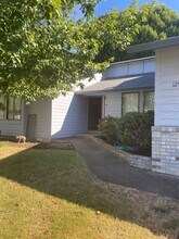12909 NW 40th Ave in Vancouver, WA - Building Photo - Building Photo