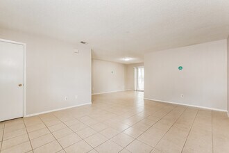 213 Moonbeam Rd in Apopka, FL - Building Photo - Building Photo