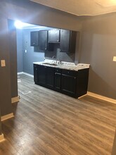 21059 Glen Lodge Rd in Ferndale, MI - Building Photo - Building Photo