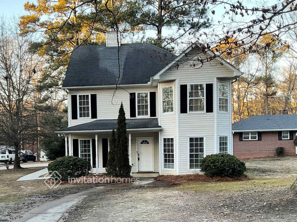 330 Hilltop Circle Extension SW in Mableton, GA - Building Photo