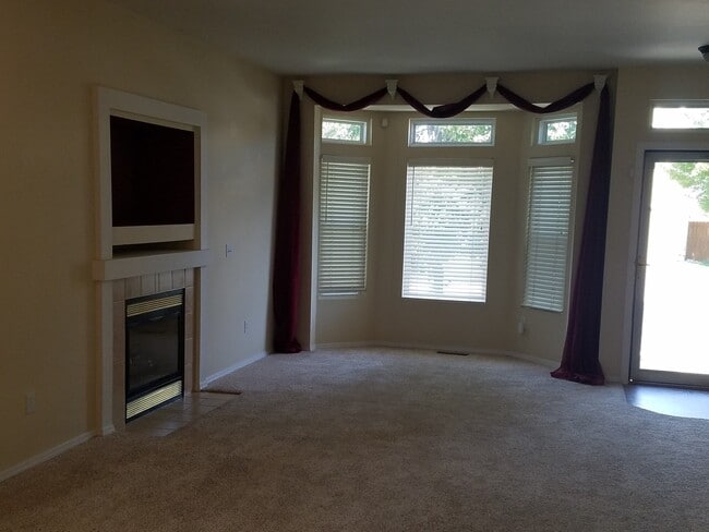 8155 Ravenel Dr in Colorado Springs, CO - Building Photo - Building Photo