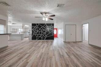 9858 Sageaspen Ln in Houston, TX - Building Photo - Building Photo