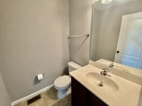 27508 Forest Ridge Dr in Warrenton, MO - Building Photo - Building Photo