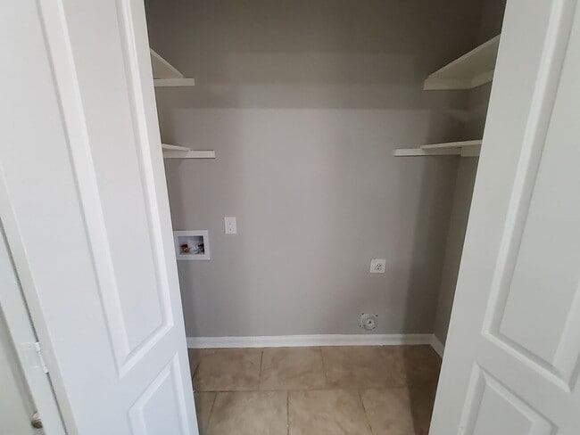 property at 5233 Breckenwood Dr