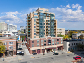 The Madison Mark in Madison, WI - Foto de edificio - Building Photo