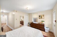 2826 Poplar St photo'