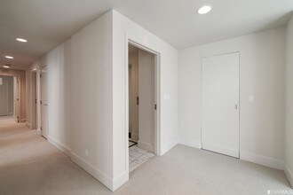 1150 Sacramento St-Unit -302 in San Francisco, CA - Building Photo - Building Photo