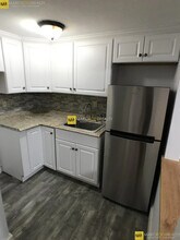 21 Boston St, Unit #1 in Boston, MA - Foto de edificio - Building Photo