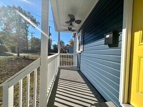 217 Skyland Ave in Charlotte, NC - Building Photo - Building Photo