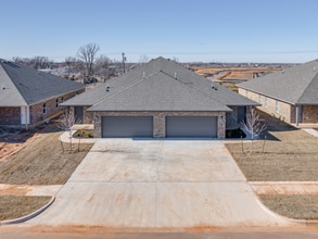2809 Josie Cir in Oklahoma City, OK - Building Photo - Building Photo