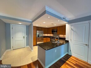 5 Park Pl in Annapolis, MD - Building Photo - Building Photo