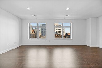 425 Boylston St, Unit 7 in Boston, MA - Foto de edificio - Building Photo