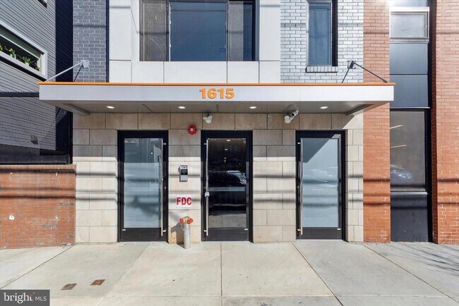 1615 Poplar St in Philadelphia, PA - Building Photo - Building Photo