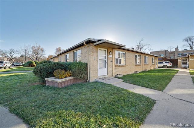1455 Jasmine St in Denver, CO - Building Photo