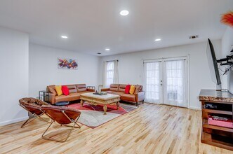 34 Pamrapo Ave in Jersey City, NJ - Building Photo - Building Photo